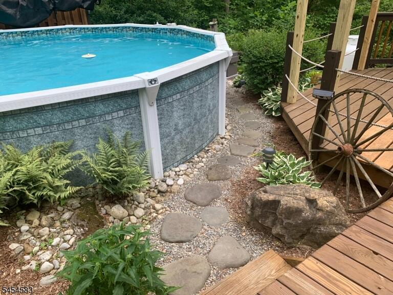 Property listing MLS 4047733 photo 26