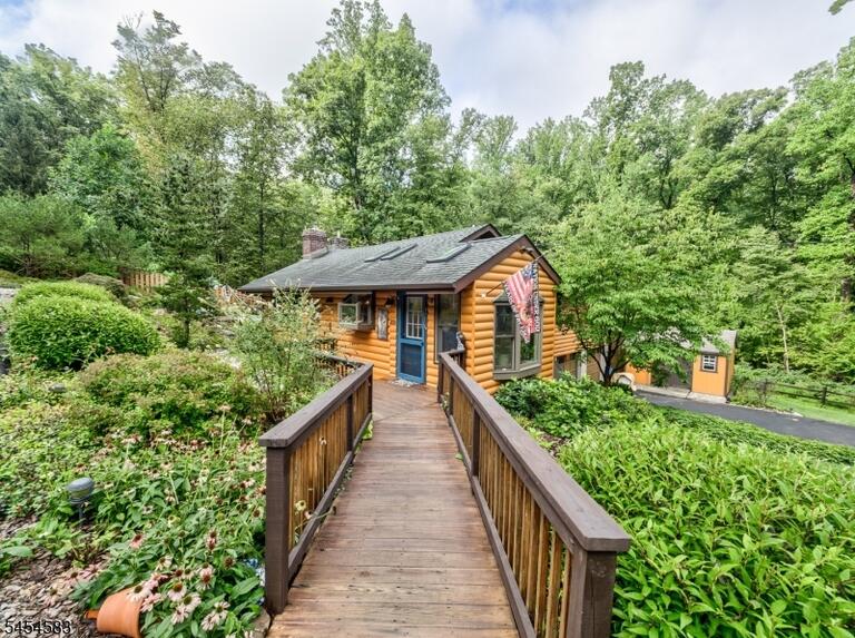 Property listing MLS 4047733 photo 7