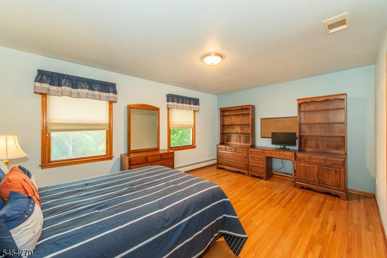Property listing MLS 4047734 photo 26