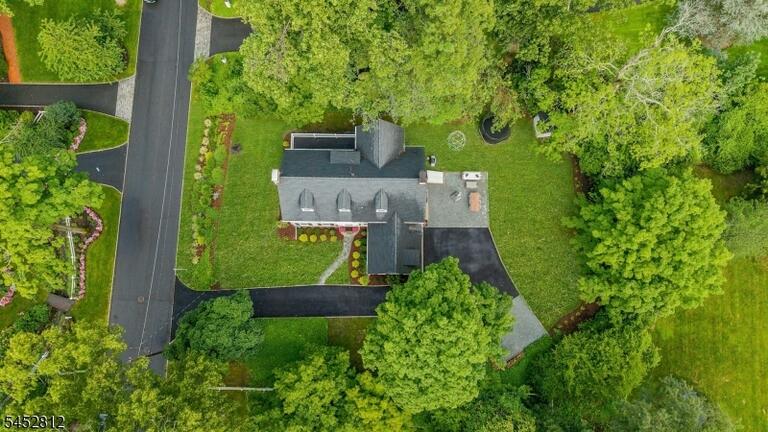 Property listing MLS 4047740 photo 47