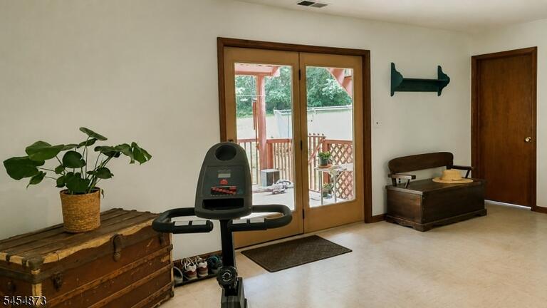 Property listing MLS 4047741 photo 33
