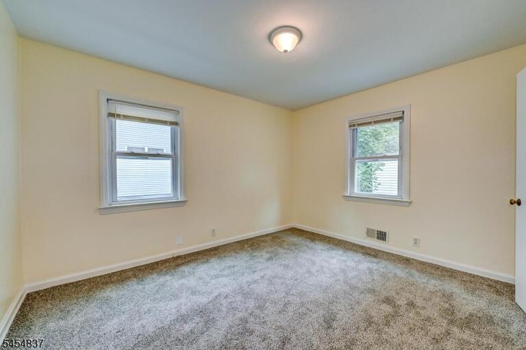 Property listing MLS 4047743 photo 7