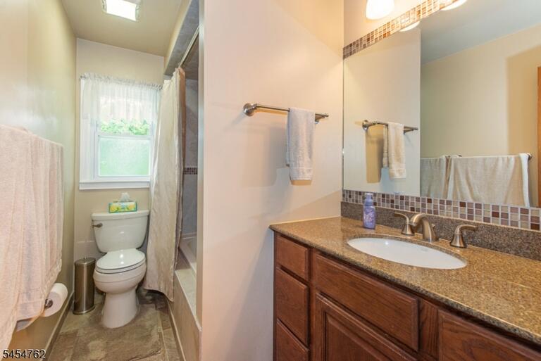 Property listing MLS 4047757 photo 27