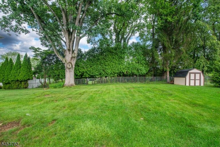 Property listing MLS 4047757 photo 38