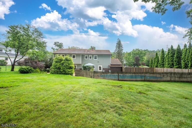 Property listing MLS 4047757 photo 40