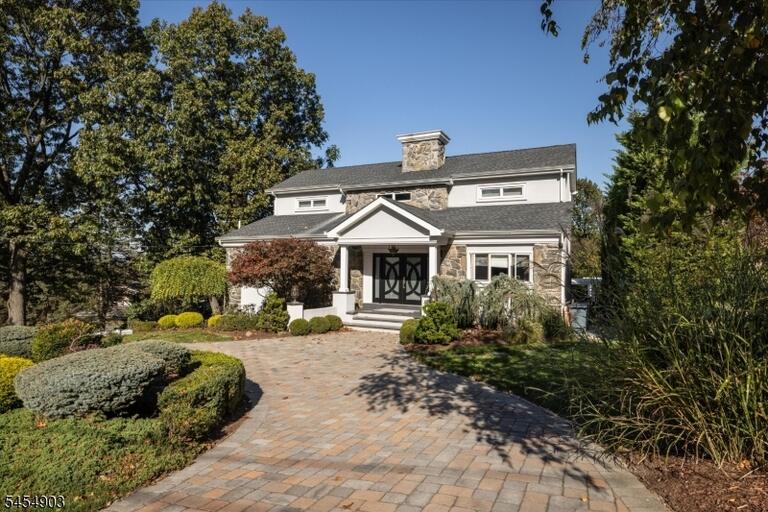 Property listing MLS 4047769 photo 1