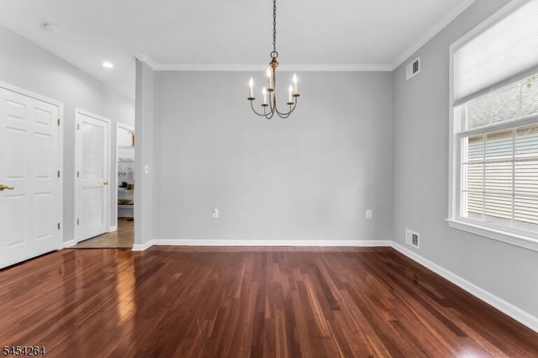 Property listing MLS 4047773 photo 8