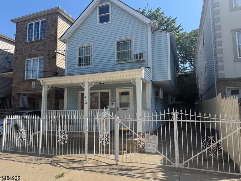 Property listing MLS 4047778 photo 1