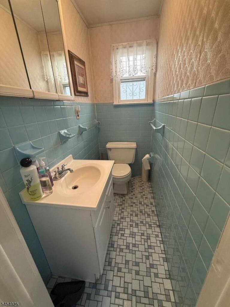 Property listing MLS 4047778 photo 8