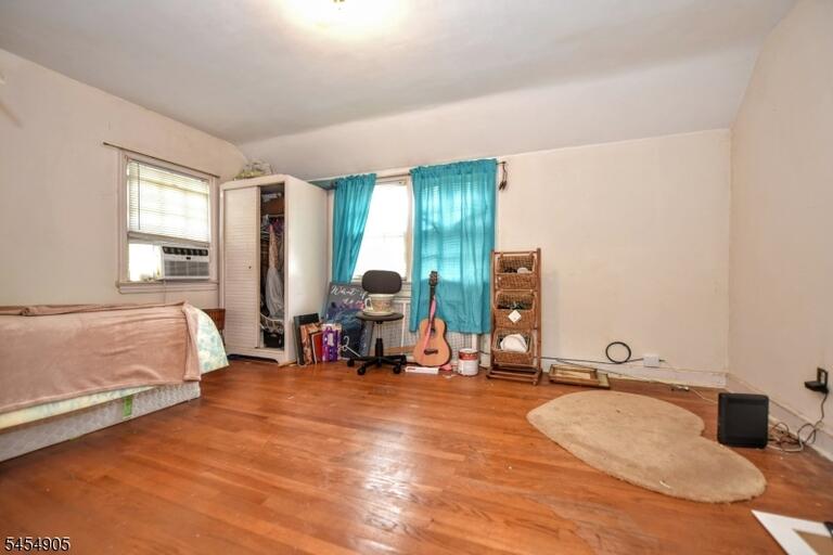 Property listing MLS 4047794 photo 11