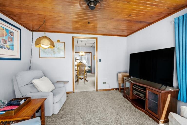 Property listing MLS 4047815 photo 16
