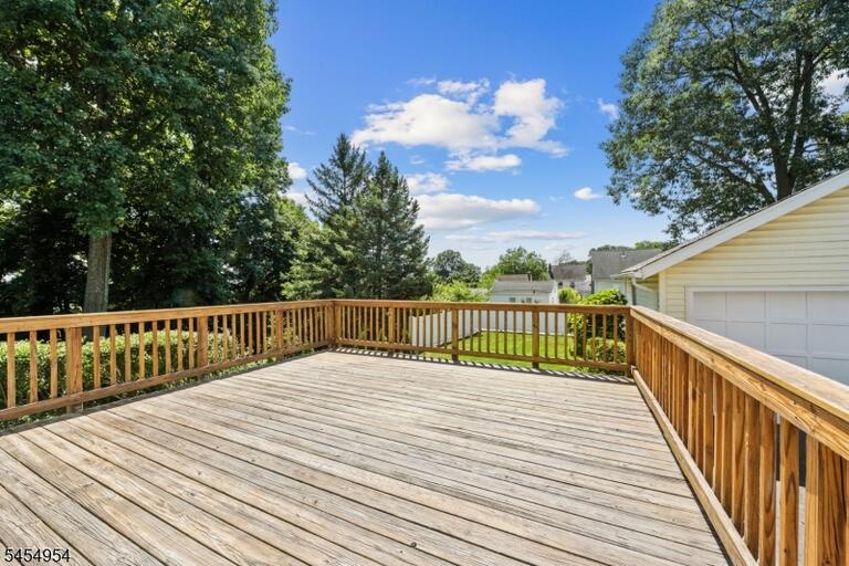 Property listing MLS 4047815 photo 32