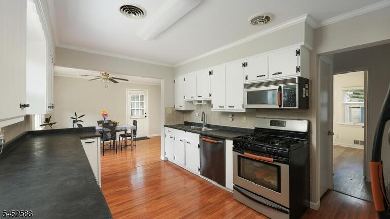 Property listing MLS 4047842 photo 1