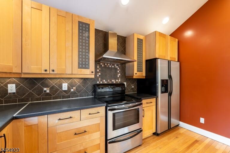 Property listing MLS 4047855 photo 17