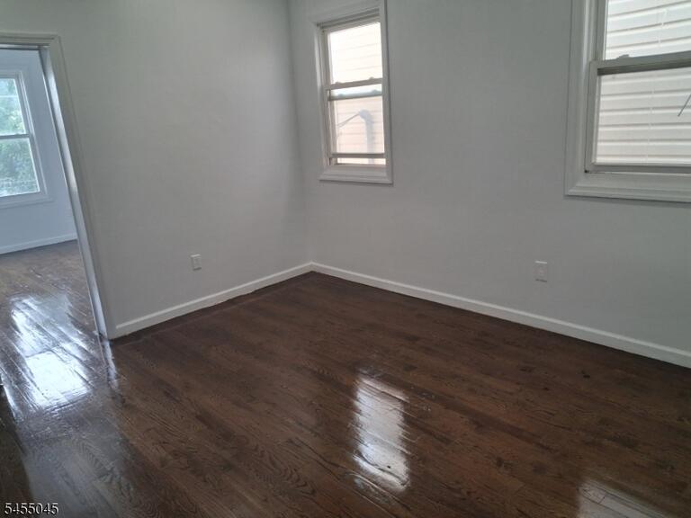 Property listing MLS 4047865 photo 5