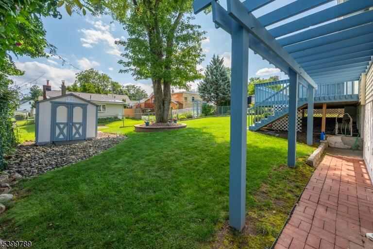 Property listing MLS 4047867 photo 15