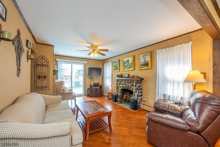 Property listing MLS 4047867 photo 17