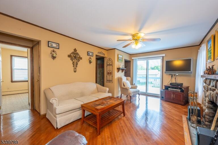 Property listing MLS 4047867 photo 18