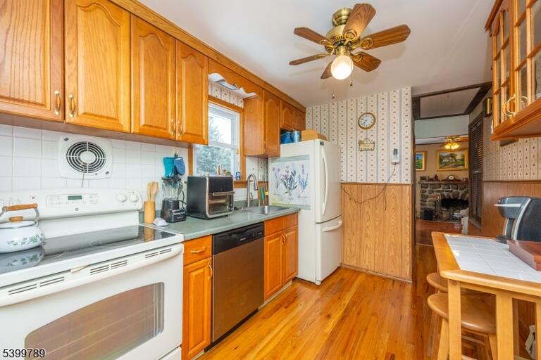 Property listing MLS 4047867 photo 24