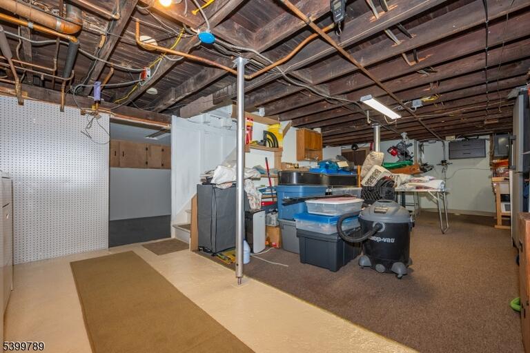 Property listing MLS 4047867 photo 35
