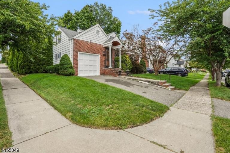 Property listing MLS 4047870 photo 25