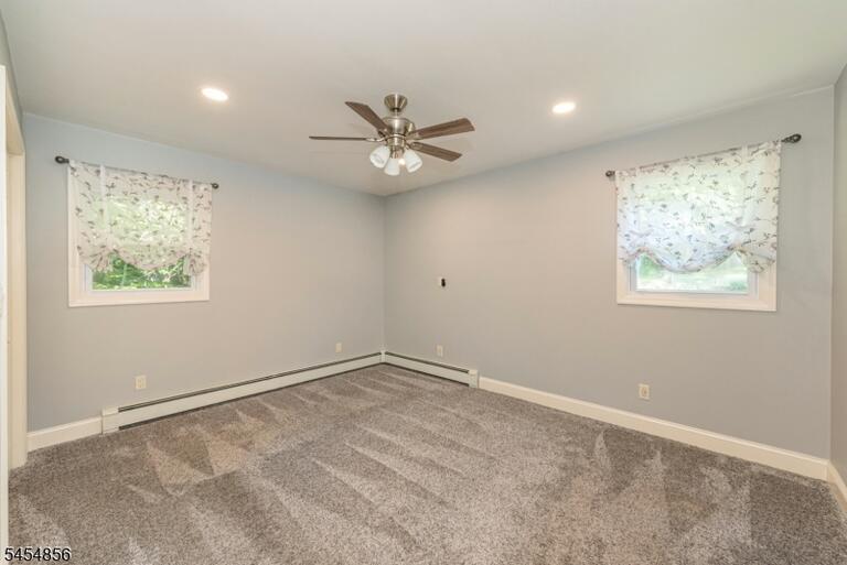 Property listing MLS 4047872 photo 13