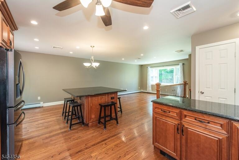 Property listing MLS 4047872 photo 9