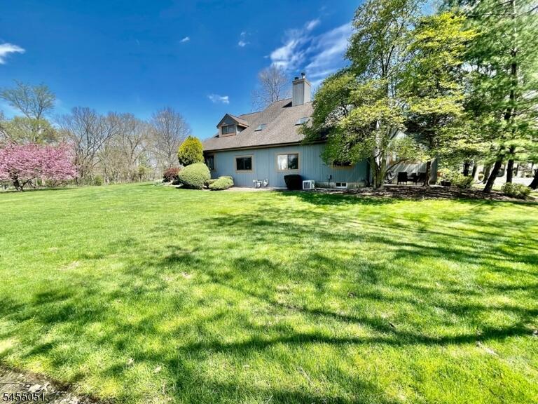 Property listing MLS 4047875 photo 26
