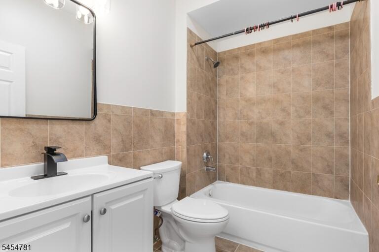 Property listing MLS 4047878 photo 31