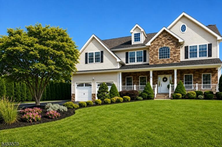 Property listing MLS 4047880 photo 1