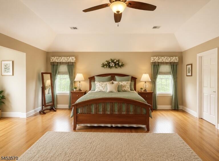 Property listing MLS 4047880 photo 27