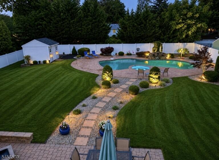 Property listing MLS 4047880 photo 9