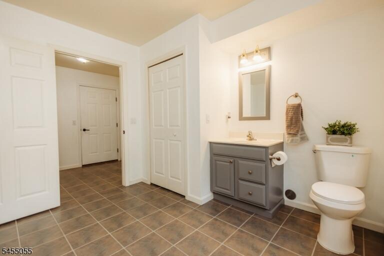 Property listing MLS 4047881 photo 23