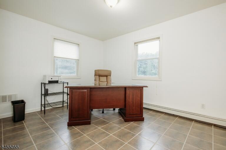 Property listing MLS 4047881 photo 25