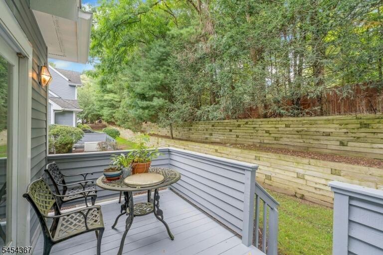 Property listing MLS 4047884 photo 6
