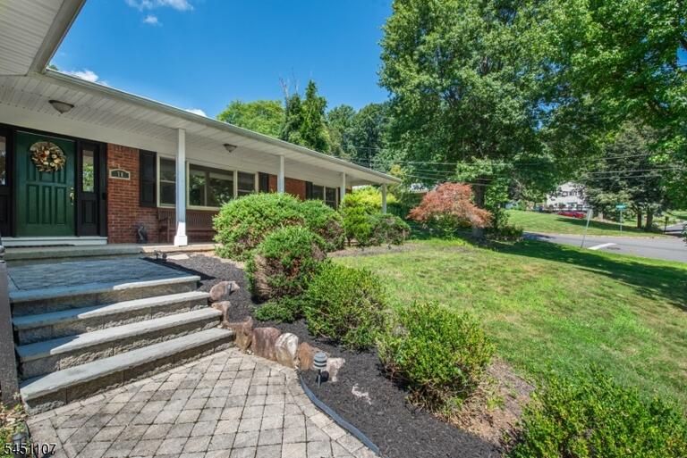 Property listing MLS 4047885 photo 28