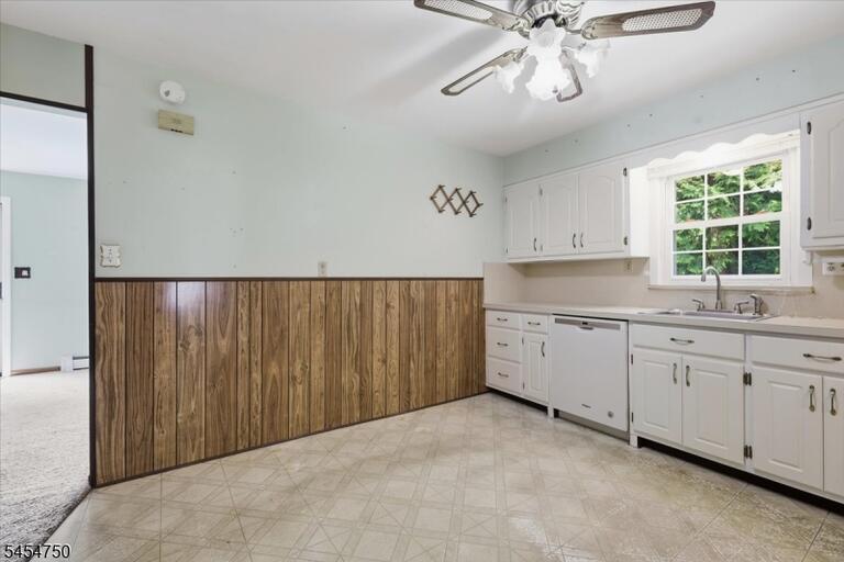 Property listing MLS 4047887 photo 6