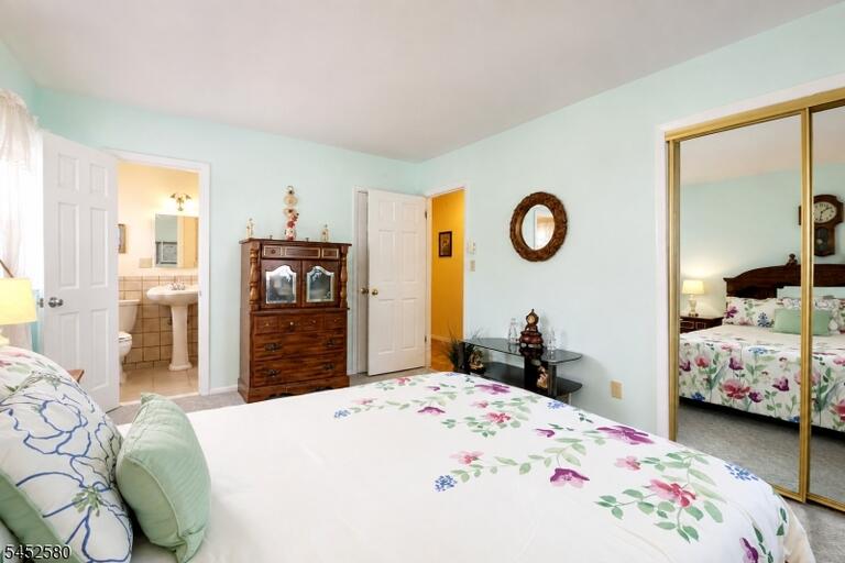 Property listing MLS 4047905 photo 9