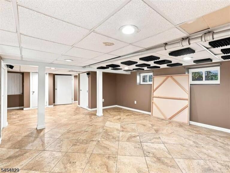 Property listing MLS 4047946 photo 32