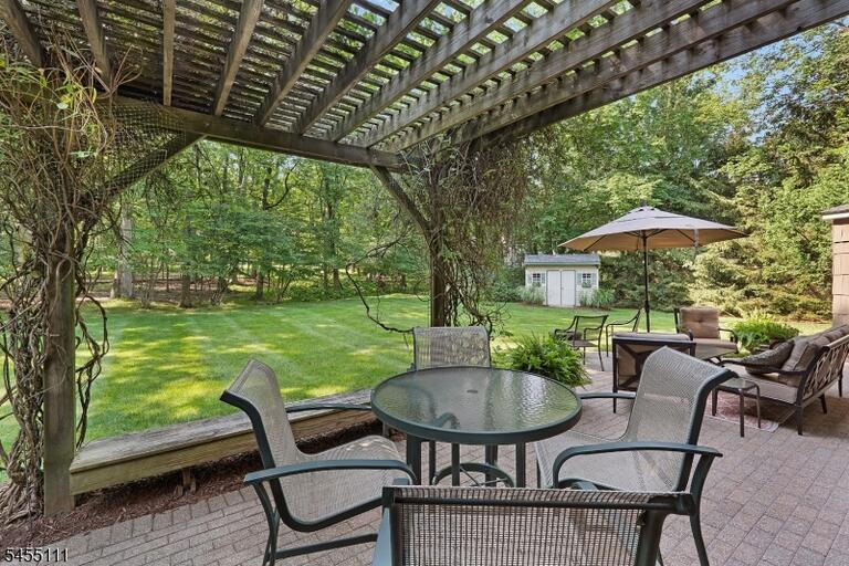 Property listing MLS 4047958 photo 6