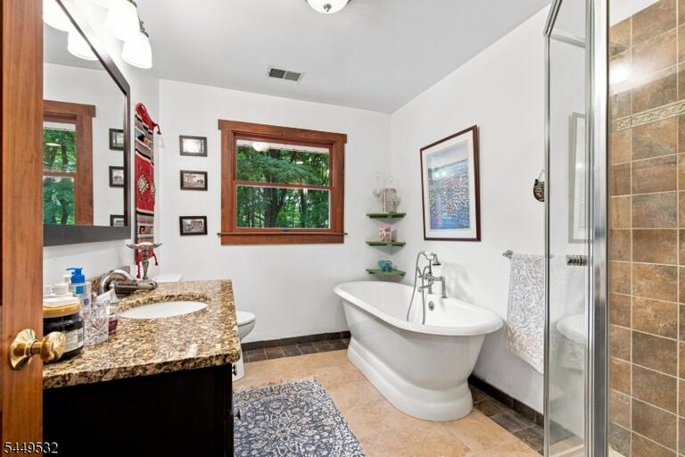 Property listing MLS 4047984 photo 8