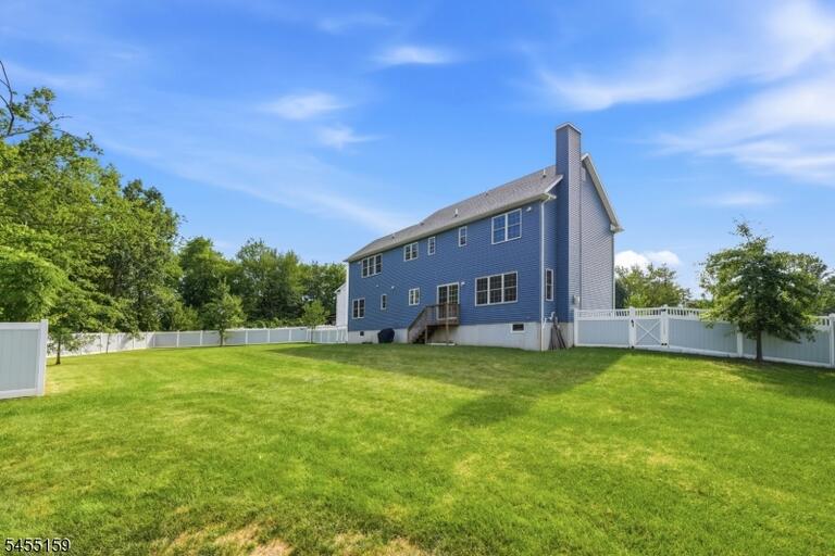 Property listing MLS 4047989 photo 46