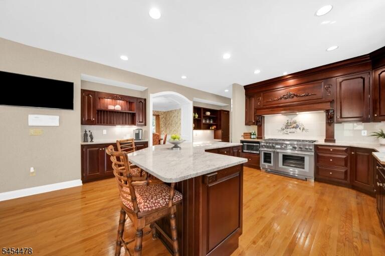 Property listing MLS 4047990 photo 12