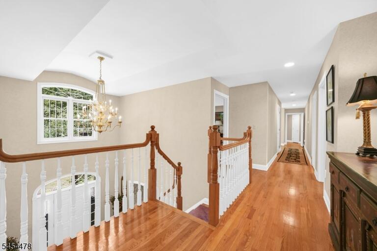 Property listing MLS 4047990 photo 19