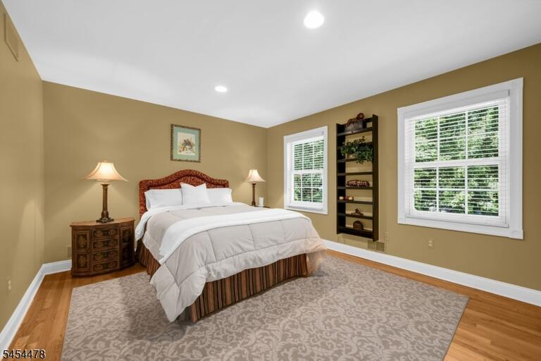 Property listing MLS 4047990 photo 26