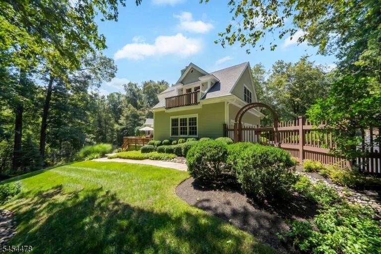 Property listing MLS 4047990 photo 44
