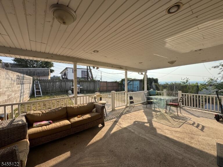 Property listing MLS 4047993 photo 16