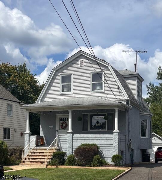 Property listing MLS 4048021 photo 1