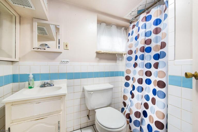 Property listing MLS 4048025 photo 22