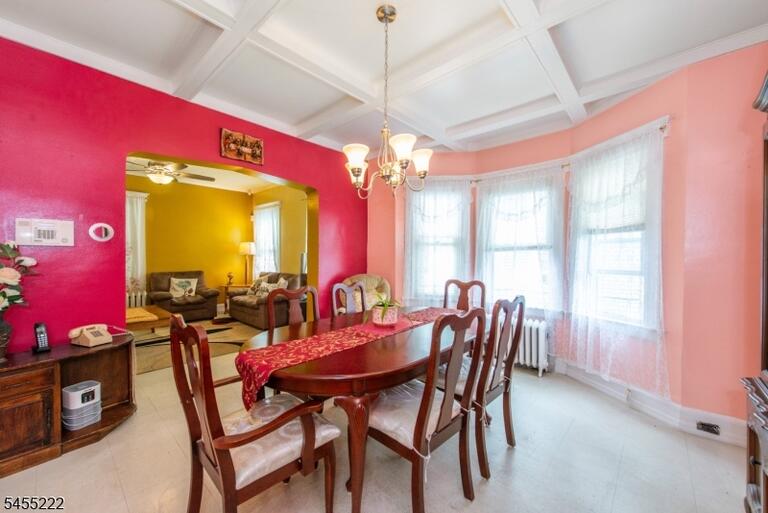 Property listing MLS 4048025 photo 8